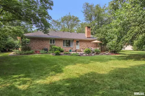 90 Maple Ridge Dr, Morton, IL 61550 photo 5