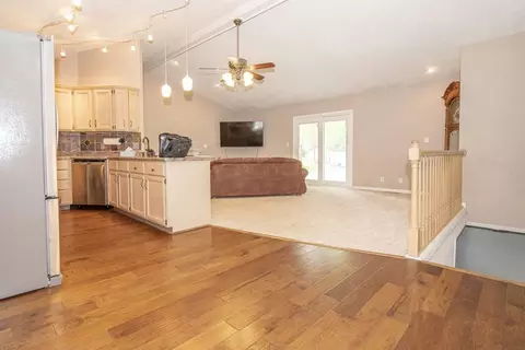 9476 W Buckingham Ct, Mapleton, IL 61547 photo 2