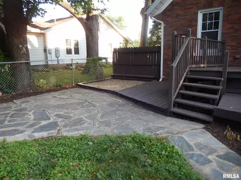 621 E Piper St, Macomb, IL 61455 photo 46