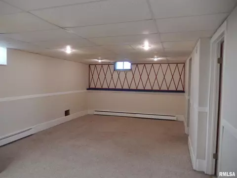 621 E Piper St, Macomb, IL 61455 photo 33