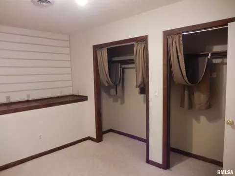 621 E Piper St, Macomb, IL 61455 photo 36