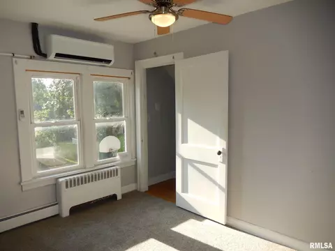 621 E Piper St, Macomb, IL 61455 photo 27