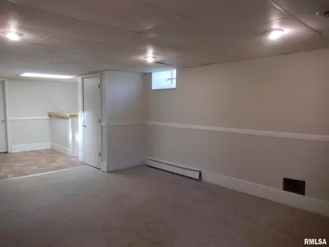 621 E Piper St, Macomb, IL 61455 photo 34