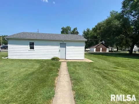 541 E Chestnut St, Canton, IL 61520 photo 38