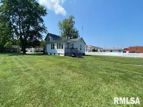 541 E Chestnut St, Canton, IL 61520 photo 45