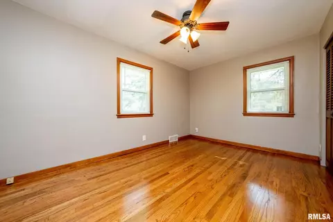 705 Spring St, Washington, IL 61571 photo 19