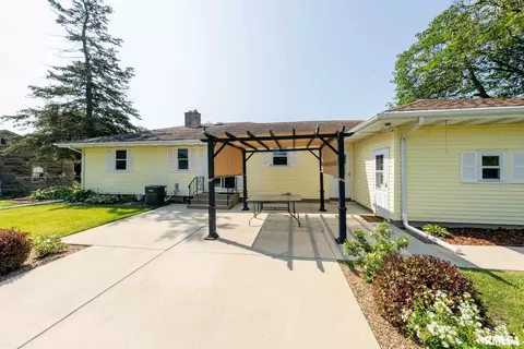 705 Spring St, Washington, IL 61571 photo 43