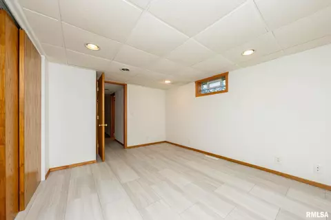 705 Spring St, Washington, IL 61571 photo 29