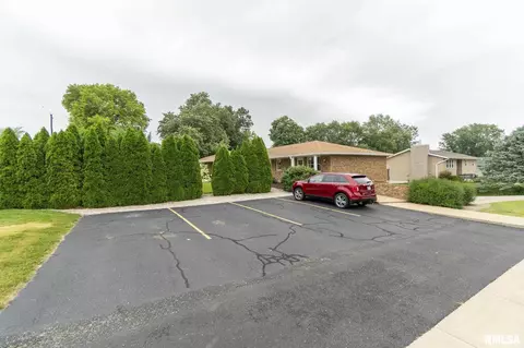 208 S 4th St, Dunlap, IL 61525 photo 28