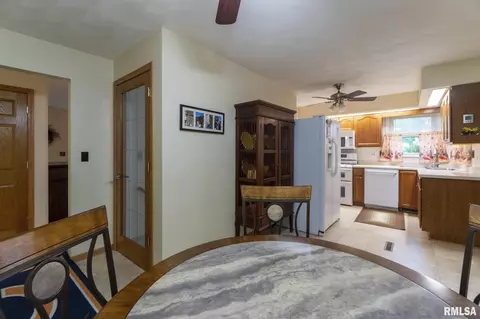 208 S 4th St, Dunlap, IL 61525 photo 6