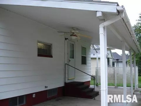852 Elm St, Canton, IL 61520 photo 20