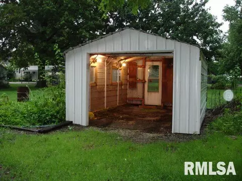 852 Elm St, Canton, IL 61520 photo 23