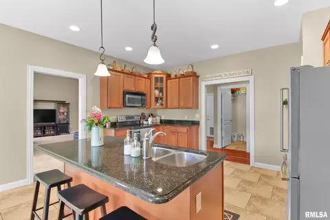 302 Westminster Rd, Germantown Hills, IL 61548 photo 13