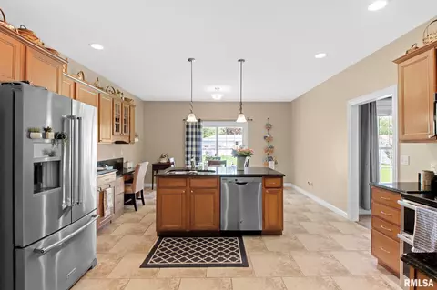 302 Westminster Rd, Germantown Hills, IL 61548 photo 11