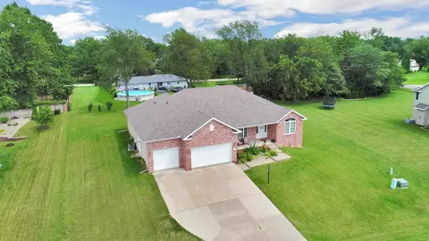 302 Westminster Rd, Germantown Hills, IL 61548 photo 3