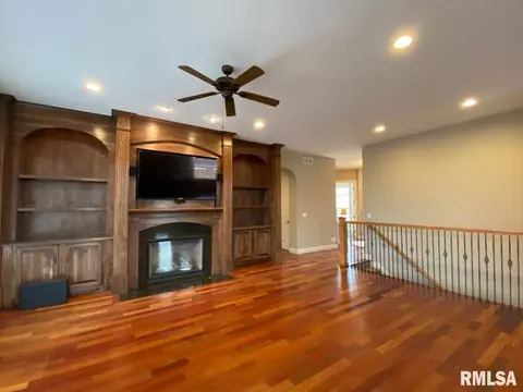 8815 N Westpoint Ct, Edwards, IL 61528 photo 8