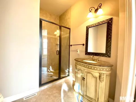 8815 N Westpoint Ct, Edwards, IL 61528 photo 20