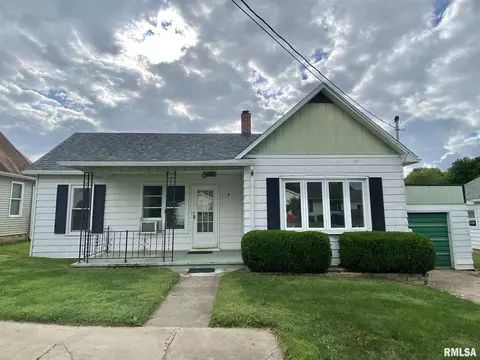 304 N Central Ave, Saint David, IL 61563 photo 2