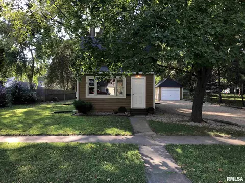 211 S High St, Lacon, IL 61540 photo 31
