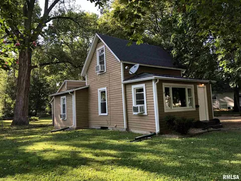 211 S High St, Lacon, IL 61540 photo 33