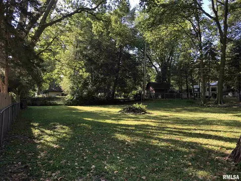 211 S High St, Lacon, IL 61540 photo 37
