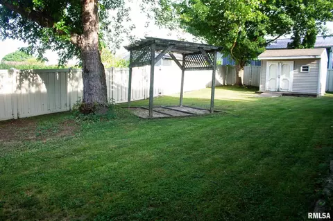 1902 Eastview Cir, Eureka, IL 61530 photo 48