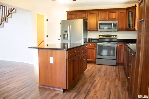 1902 Eastview Cir, Eureka, IL 61530 photo 5
