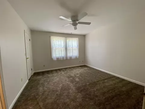 100 Carriage Hl, Macomb, IL 61455 photo 17