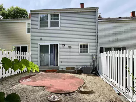100 Carriage Hl, Macomb, IL 61455 photo 22