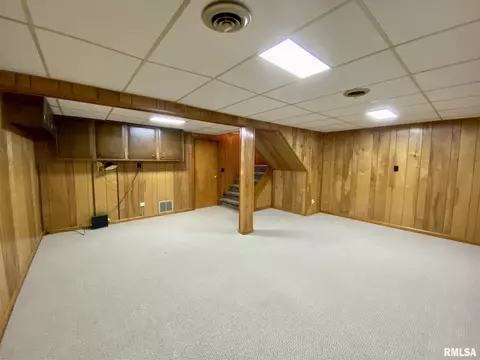 100 Carriage Hl, Macomb, IL 61455 photo 16