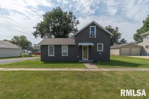 405 W Broad St, Roanoke, IL 61561 photo 1