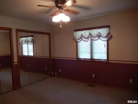 1501 S Candy Ln, Macomb, IL 61455 photo 14