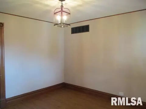 811 2nd St, Henry, IL 61537 photo 8