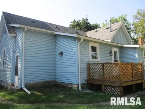 811 2nd St, Henry, IL 61537 photo 2