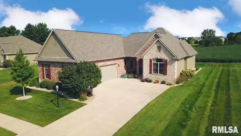 6205 W Creekside Dr, Edwards, IL 61528 photo 1