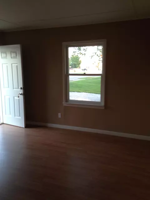 1345 E Carroll St, Macomb, IL 61455 photo 5