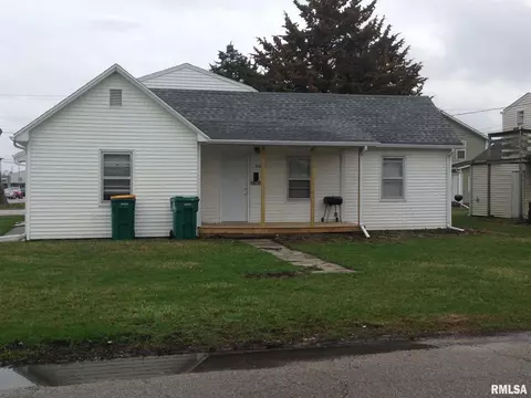 1345 E Carroll St, Macomb, IL 61455 photo 1