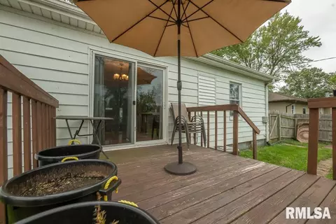 215 W Bertram St, Metamora, IL 61548 photo 7
