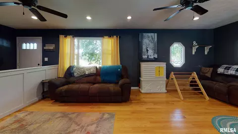 9512 S Robinson Ln, Mapleton, IL 61547 photo 8