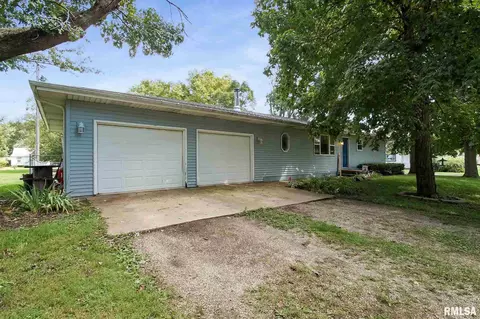 9512 S Robinson Ln, Mapleton, IL 61547 photo 2