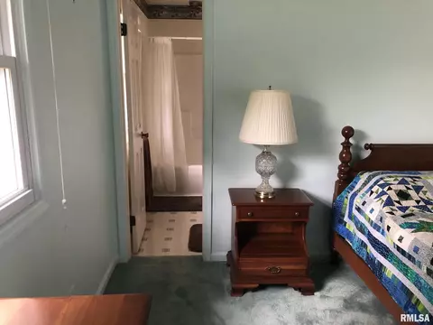 113 Doe Run, Macomb, IL 61455 photo 35