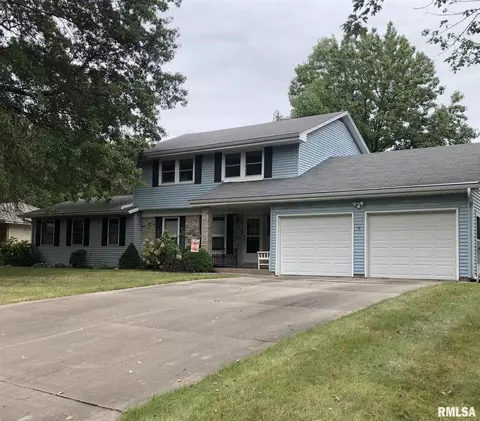 113 Doe Run, Macomb, IL 61455 photo 1