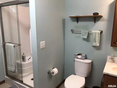 113 Doe Run, Macomb, IL 61455 photo 29