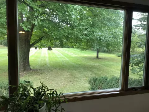 113 Doe Run, Macomb, IL 61455 photo 10