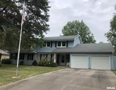 113 Doe Run, Macomb, IL 61455 photo 3