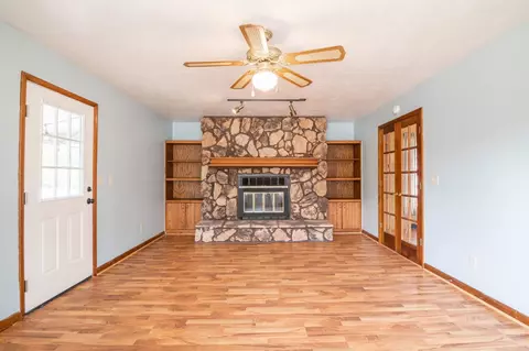 519 E Pine St, Metamora, IL 61548 photo 17