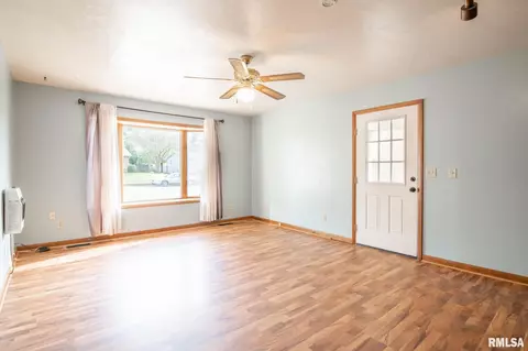 519 E Pine St, Metamora, IL 61548 photo 21