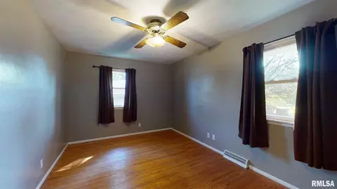 940 E Madison St, Morton, IL 61550 photo 20