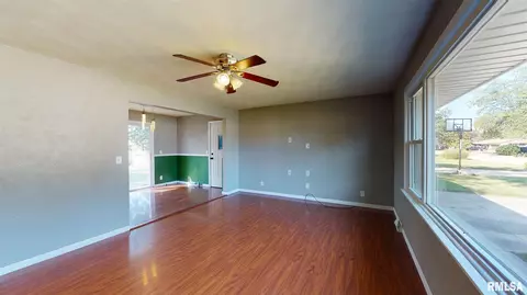 940 E Madison St, Morton, IL 61550 photo 10