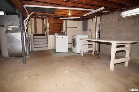 940 E Madison St, Morton, IL 61550 photo 32